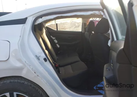 2024 Nissan Sentra Sv Xtronic Cvt z USA, uszkodzony, nr VIN 3N1AB8CV2RY331236